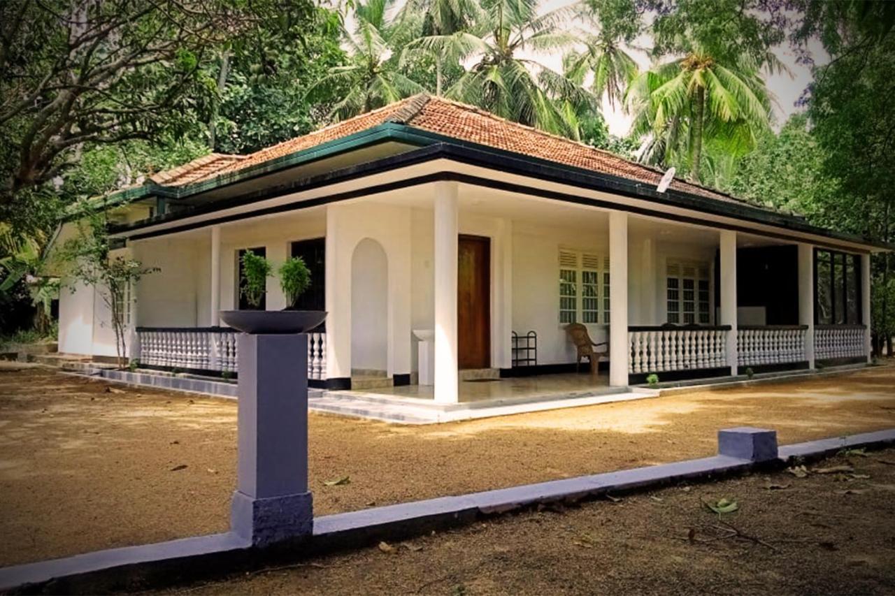 Abhaya Resorts Anuradhapura Esterno foto