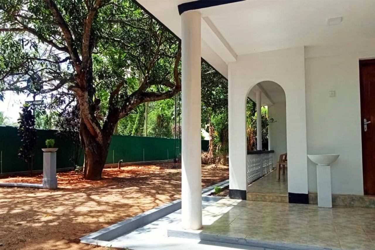 Abhaya Resorts Anuradhapura Esterno foto