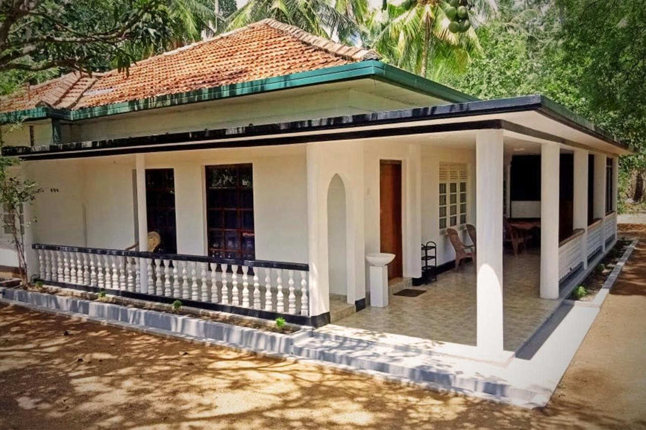 Abhaya Resorts Anuradhapura Esterno foto